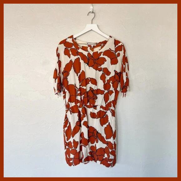 Second Female New Gallery Dress Medium - Picture 1 of 5